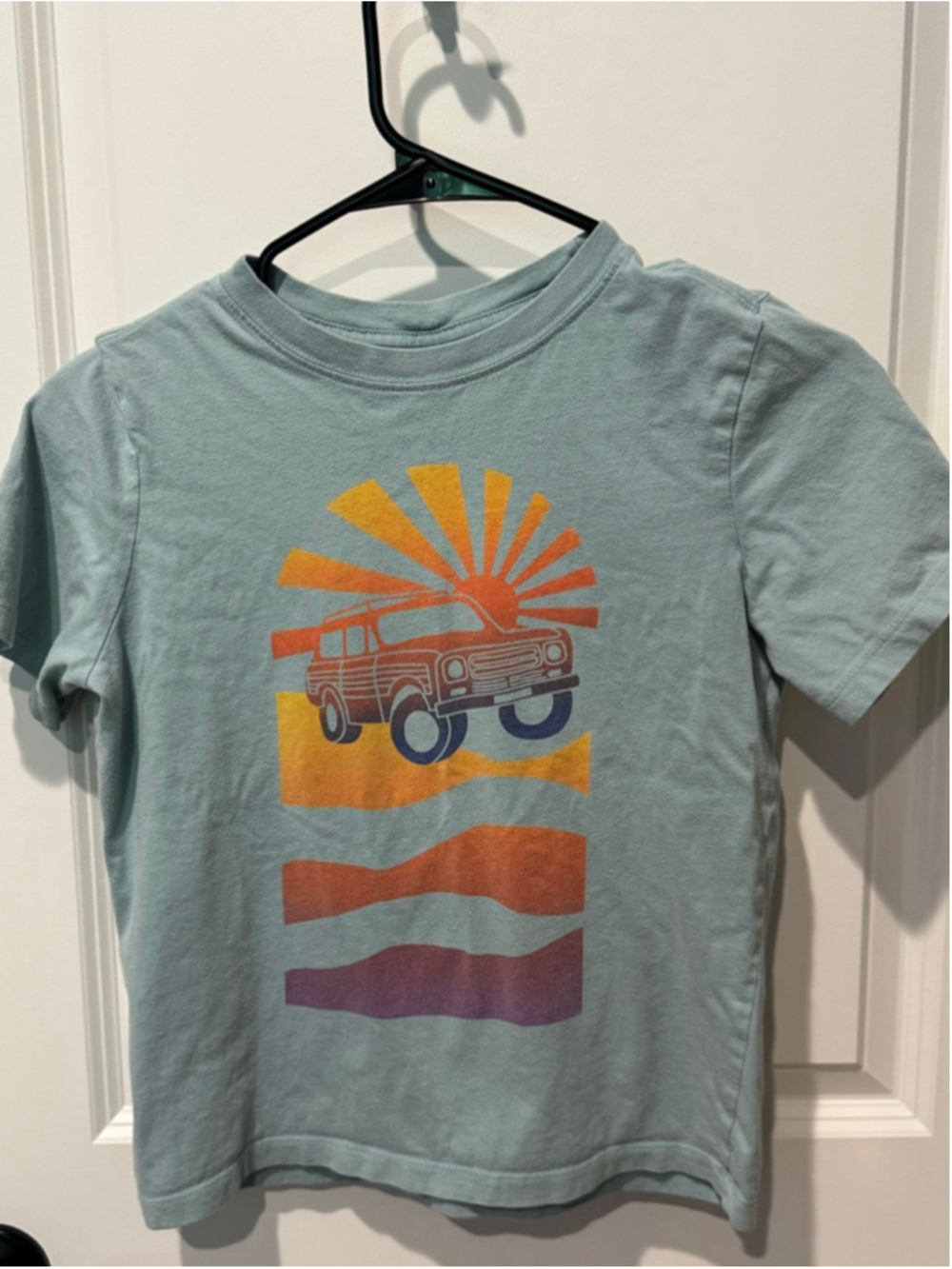Boy’s Hanna Andersson Short Sleeve Tee Size 8 Light Blue Orange Car
